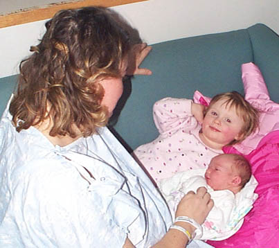 8-2-mom-becca-kyra